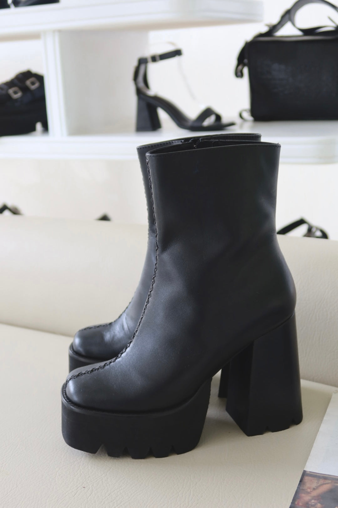 AMBER BOOTS