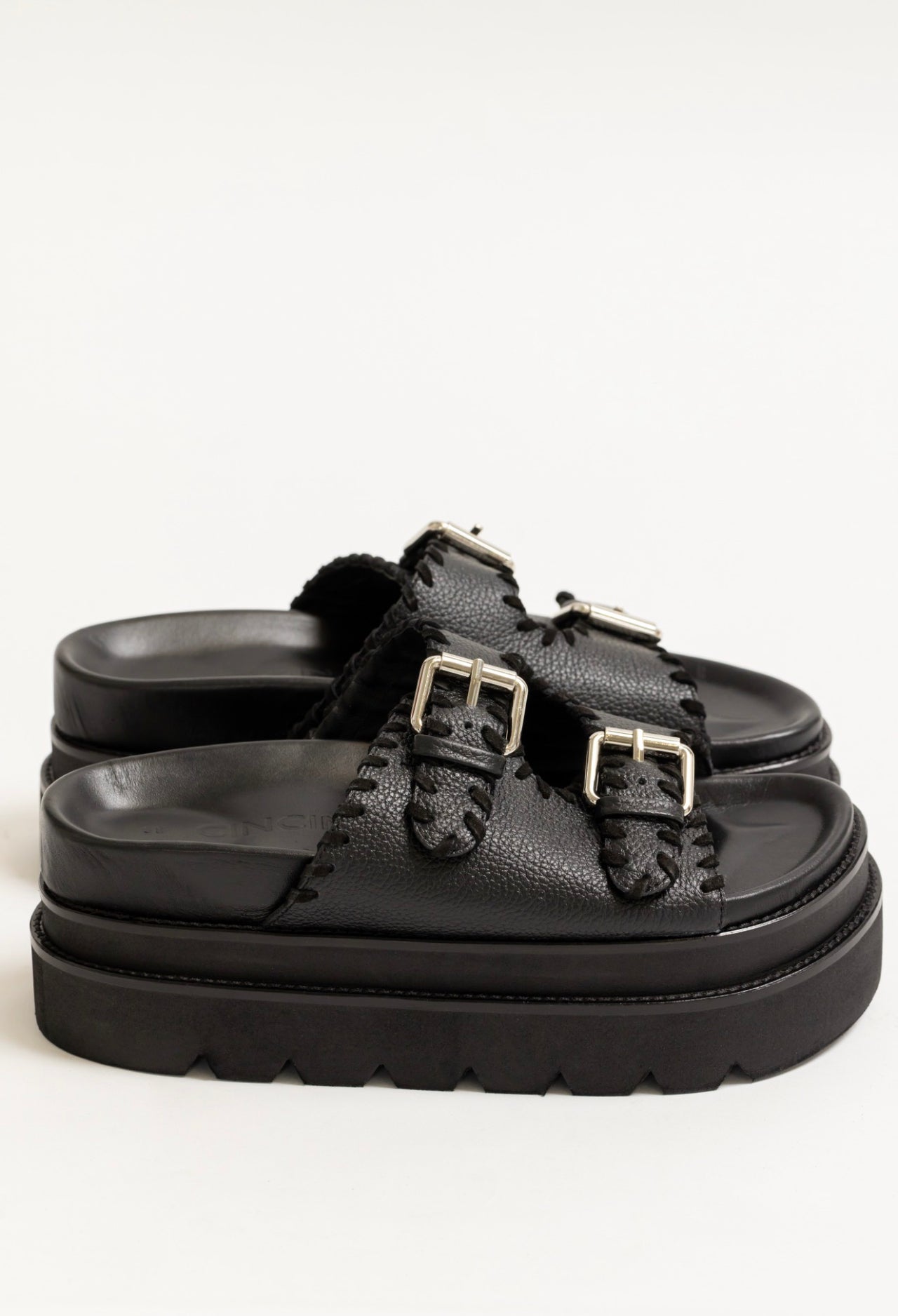 ARIA - OFF BLACK