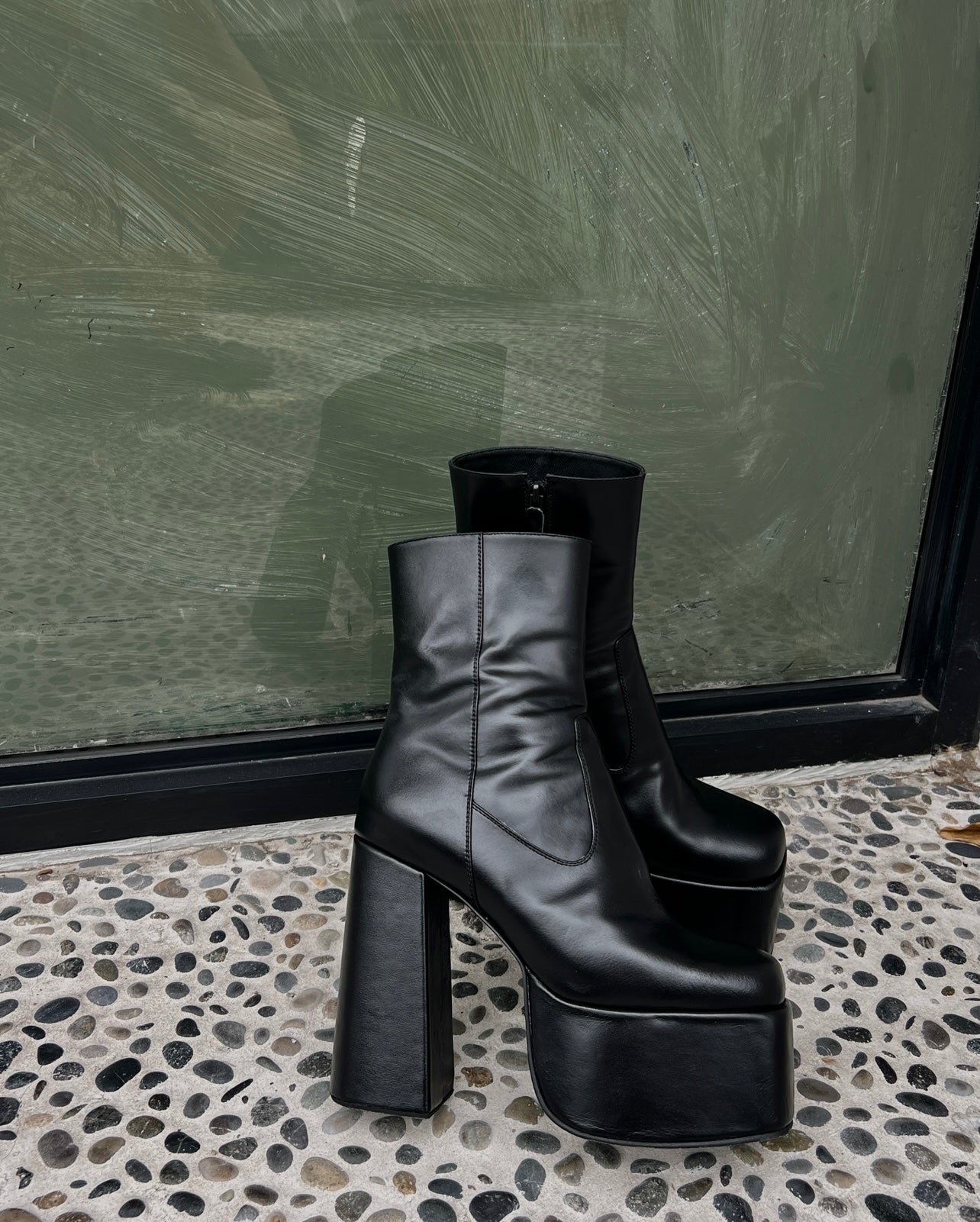 38 - HARPER BOOTS - TEXTURA LISO
