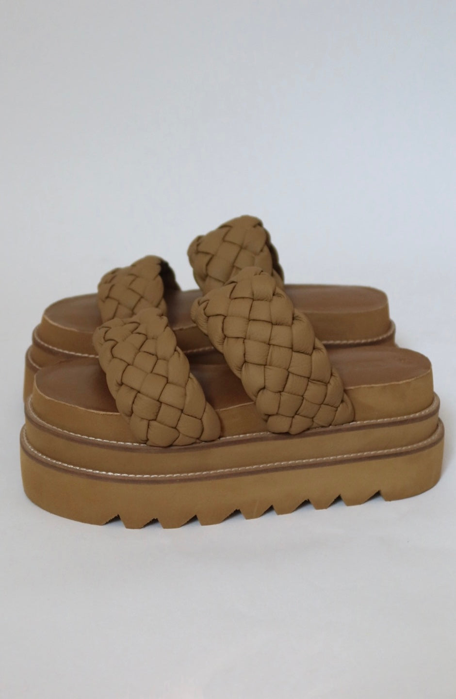 PLATAFORMAS OLIVE - CAMEL