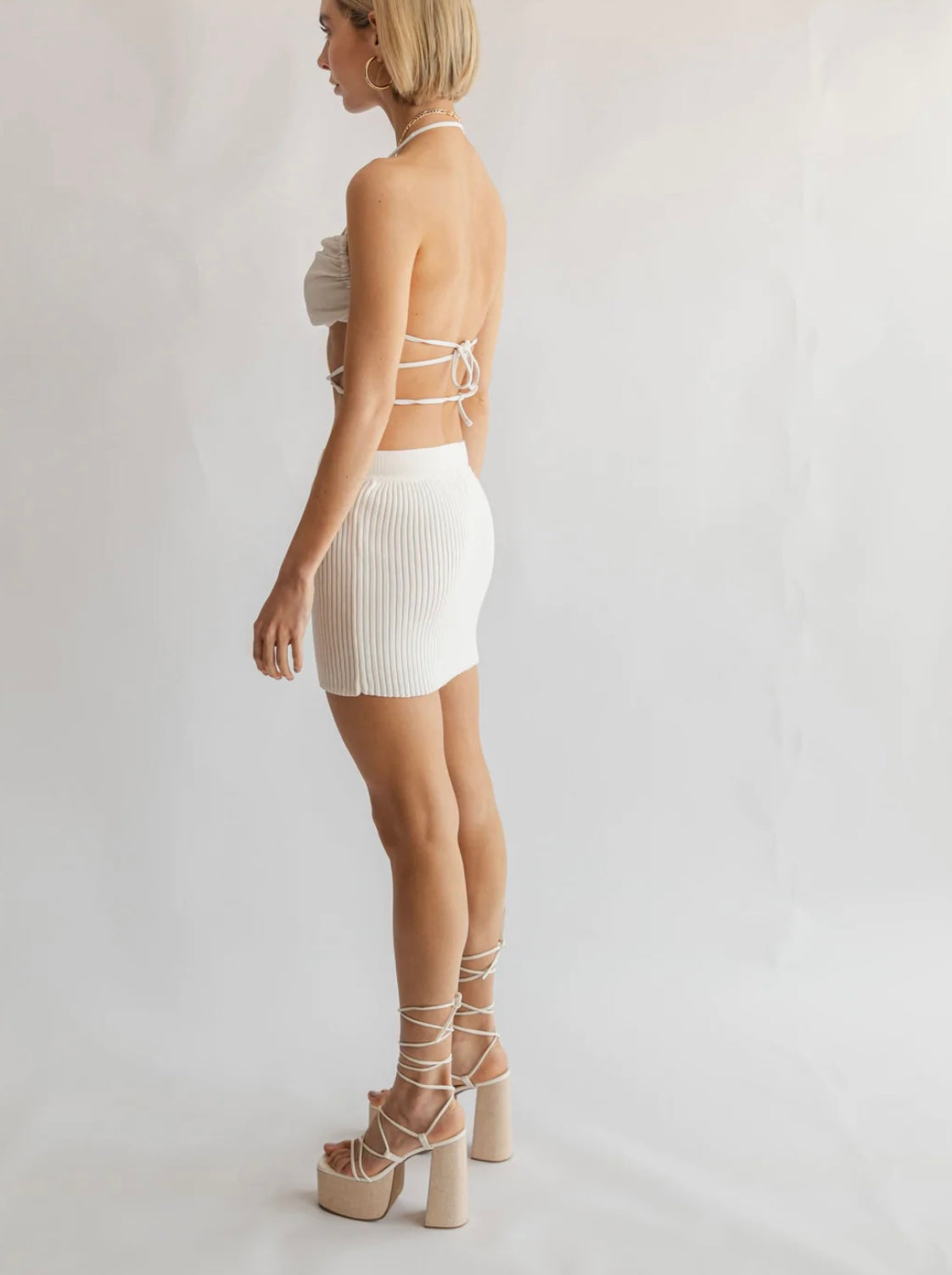 39 - HONEY HEELS