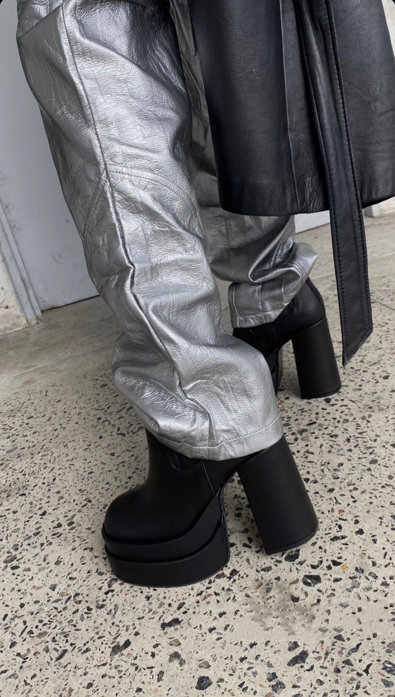 38, 39, 40 - BARE BOOTS - BLACK
