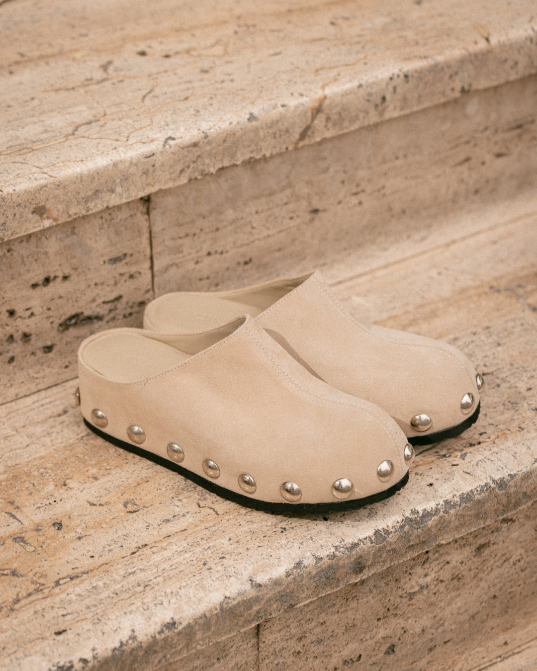 DEBBIE CLOG - ARENA