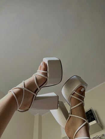 SMITH HEELS - OFF CREAM